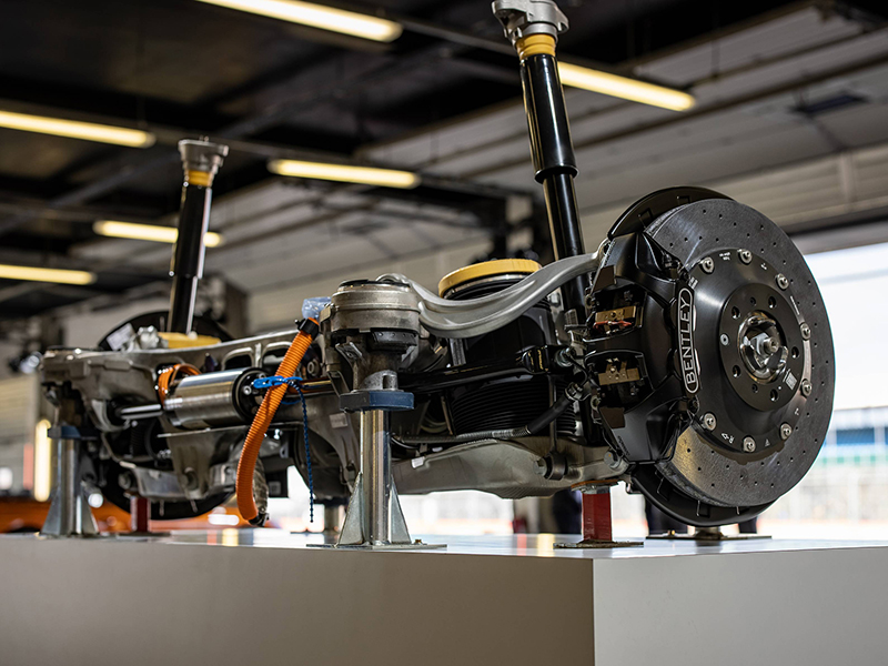 بنتلي تقدّم الشاسيه الأكثر تطوّراً للآن على الإطلاق